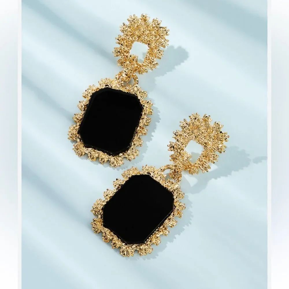 StatementβEarringsβA1012